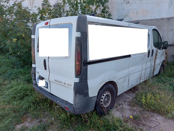 1#7636 Autocarro Opel Vivaro in vendita - foto 2