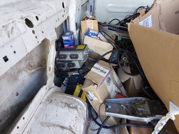 3#7636 Ricambi per auto e moto in vendita - foto 2