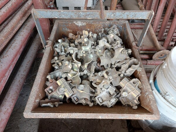 2#7642 Materiale e attrezzatura da cantiere edile in vendita - foto 13