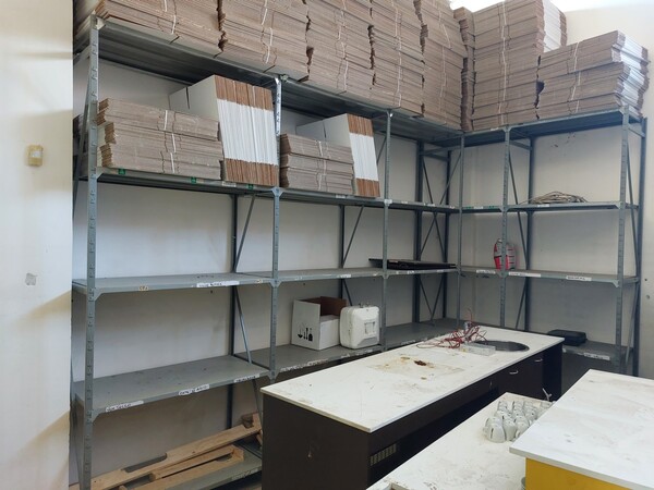 1#7645 Scaffalatura metallica e arredi ufficio in vendita - foto 1