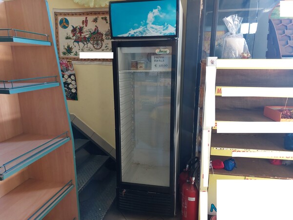 2#7645 Armadi vetrine refrigeranti in vendita - foto 1