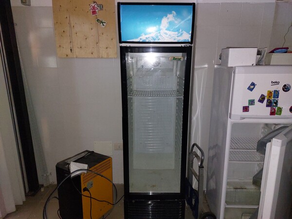 2#7645 Armadi vetrine refrigeranti in vendita - foto 3