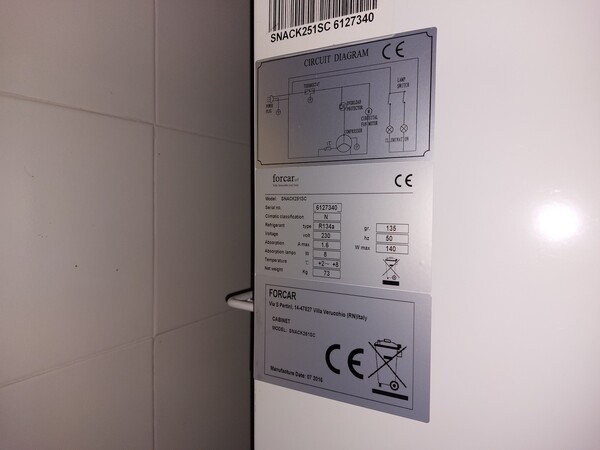 2#7645 Armadi vetrine refrigeranti in vendita - foto 4
