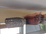 Image 2 - Cardboard boxes and wicker baskets - Lot 3 (Auction 7645)