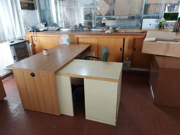 1#7646 Arredi ufficio e marchio in vendita - foto 36