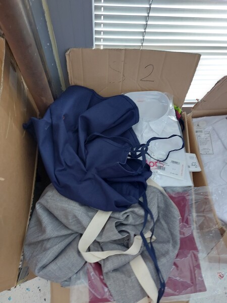 1#7649 Capi di abbigliamento sanitario in vendita - foto 18