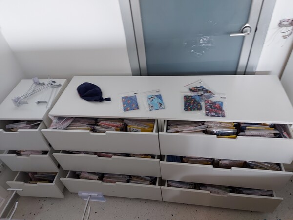 1#7649 Capi di abbigliamento sanitario in vendita - foto 31