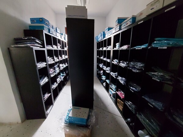 1#7649 Capi di abbigliamento sanitario in vendita - foto 35