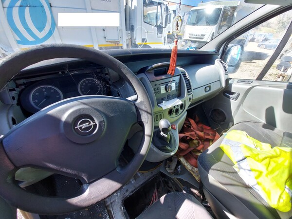 1#7650 Autoveicolo Opel Vivato Combi in vendita - foto 13