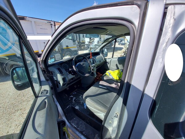 1#7650 Autoveicolo Opel Vivato Combi in vendita - foto 16