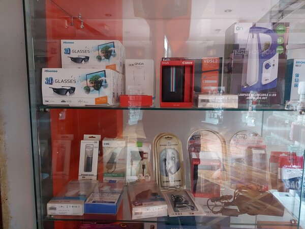 6#7656 Accessori per la telefonia e materiale elettrico  vario in vendita - foto 6
