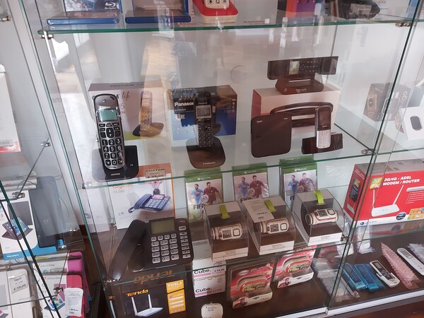 6#7656 Accessori per la telefonia e materiale elettrico  vario in vendita - foto 10