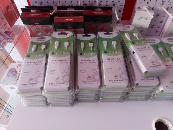 6#7656 Accessori per la telefonia e materiale elettrico  vario in vendita - foto 24