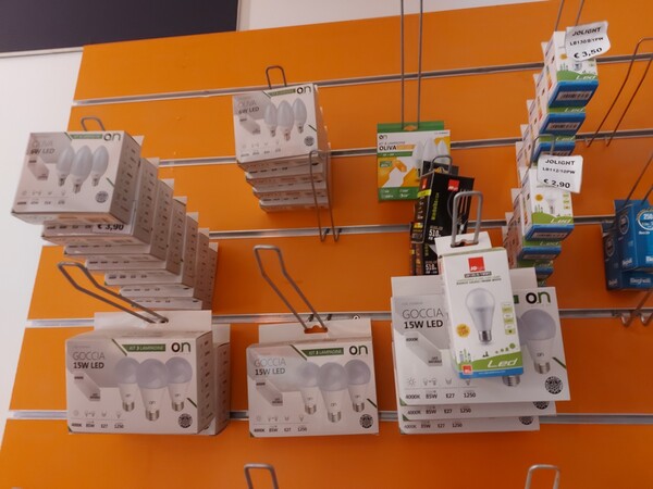 6#7656 Accessori per la telefonia e materiale elettrico  vario in vendita - foto 36