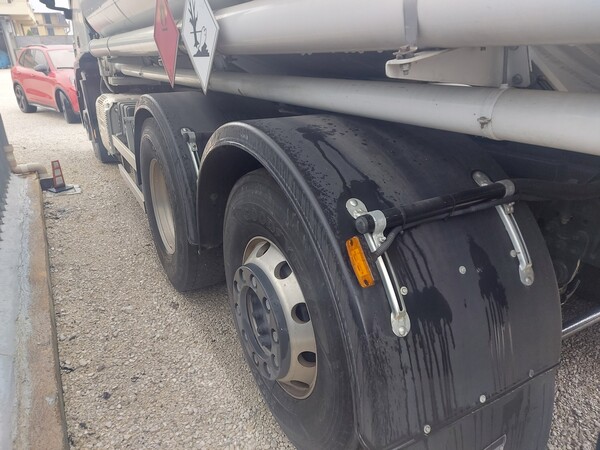 1#7657 Camion cisterna Iveco Stralis 460 in vendita - foto 5