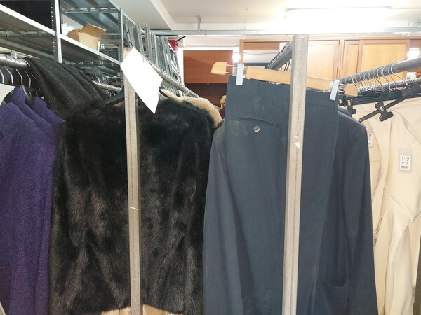 2#7660 Abbigliamento in vendita - foto 43