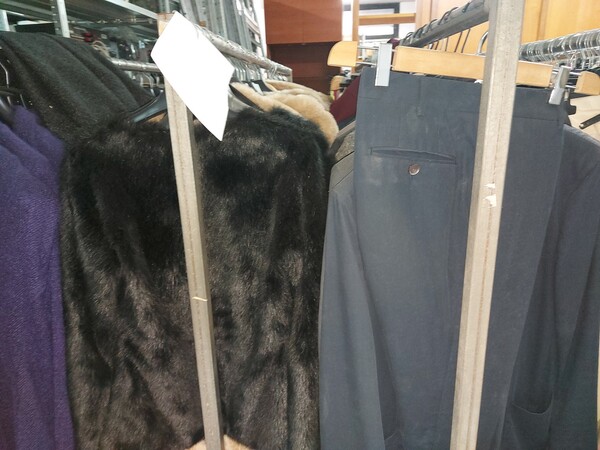 2#7660 Abbigliamento in vendita - foto 44