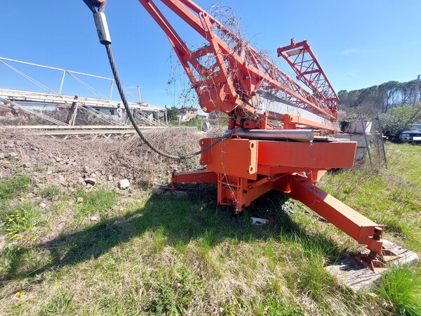 12#7663 Gru Fari in vendita - foto 2