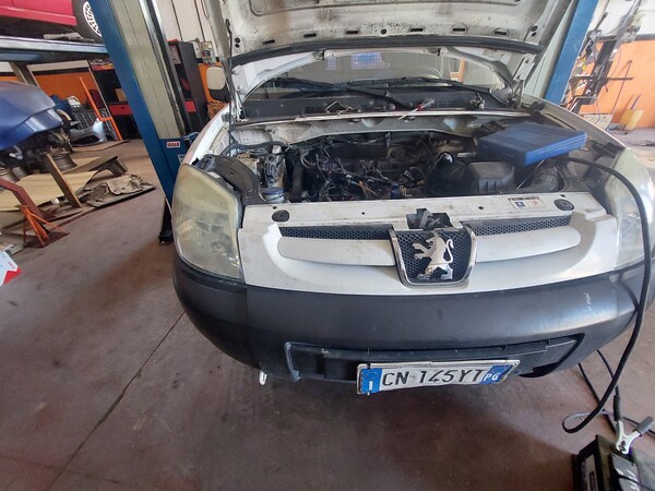7#7663 Furgone Peugeot Ranch in vendita - foto 2