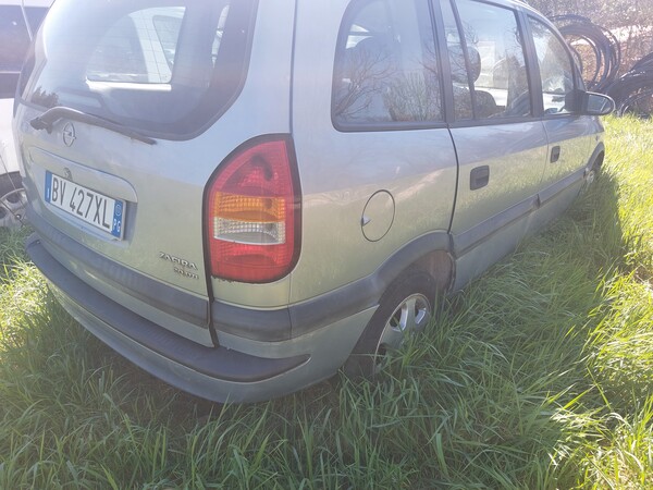8#7663 Autovettura Opel Zafira in vendita - foto 2