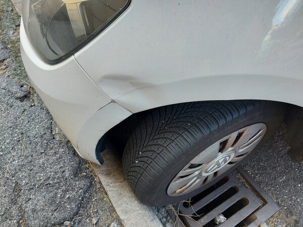 1#7665 Autovettura Volkswagen Up in vendita - foto 6
