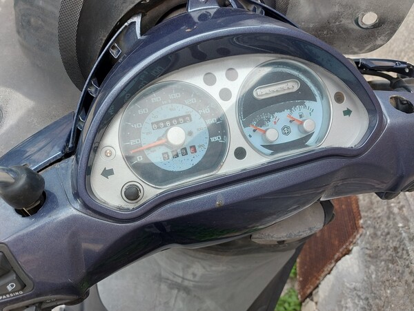 4#7666 Motociclo Piaggio Beverly 500 in vendita - foto 5