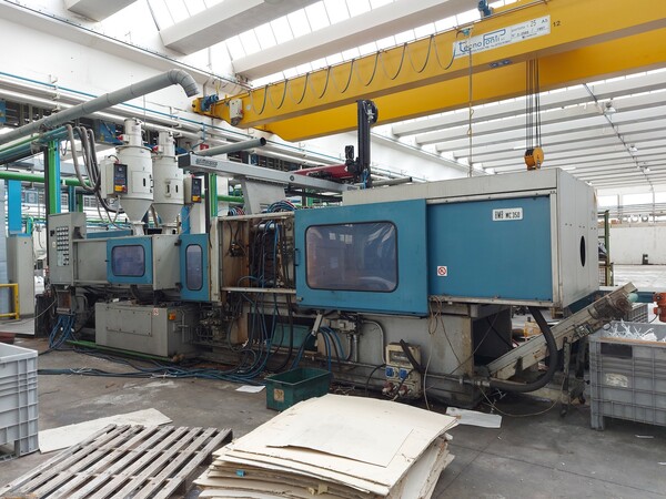 700#7667 Pressa iniezione BMB MC 350 in vendita - foto 1