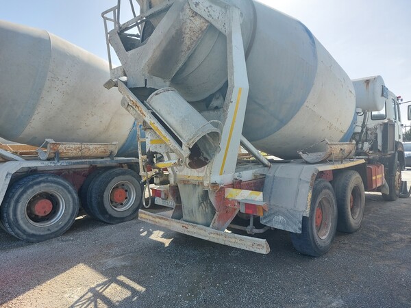 44#7668 Betoniera Fiat Iveco Magirus in vendita - foto 4