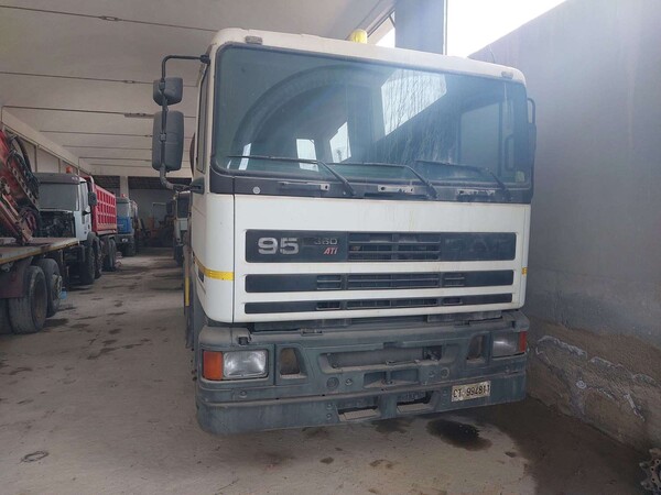 45#7668 Betoniera Daf in vendita - foto 1