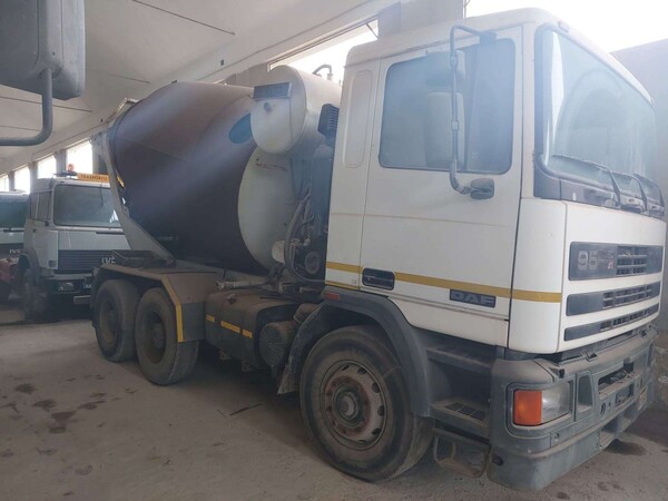 45#7668 Betoniera Daf in vendita - foto 2