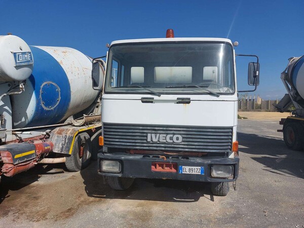 46#7668 Betoniera Iveco Magirus in vendita - foto 1