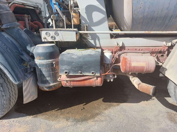 46#7668 Betoniera Iveco Magirus in vendita - foto 8