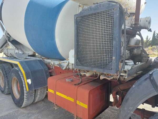 47#7668 Betoniera Iveco in vendita - foto 12