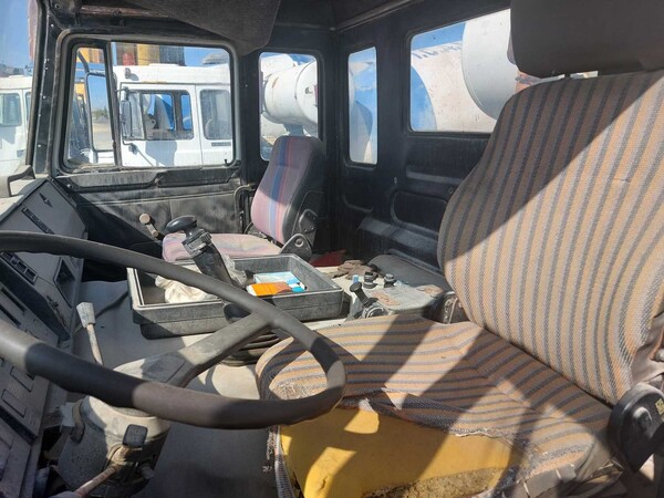 47#7668 Betoniera Iveco in vendita - foto 21