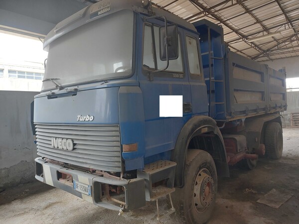 13#7669 Autocarro Fiat Iveco in vendita - foto 2