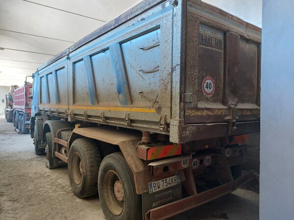 52#7669 Trattore stradale Iveco Magirus in vendita - foto 4