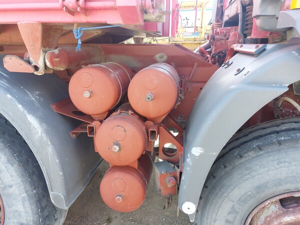 56#7669 Trattore stradale Iveco in vendita - foto 6