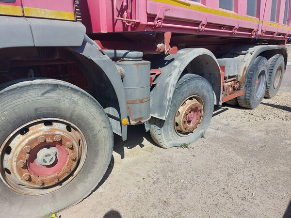56#7669 Trattore stradale Iveco in vendita - foto 7