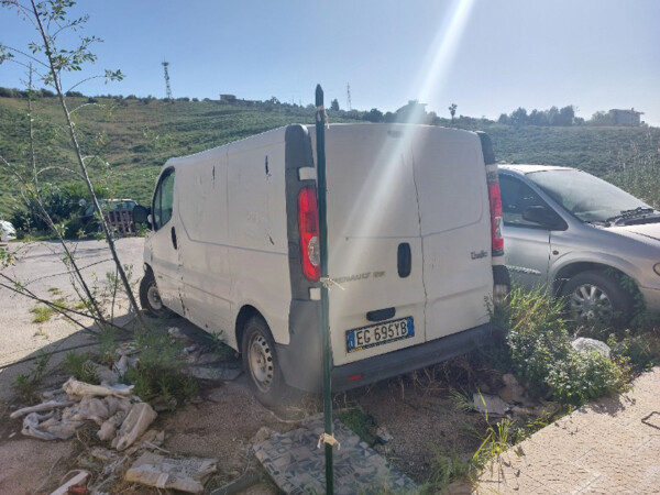 1#7672 Autocarro Renault in vendita - foto 3
