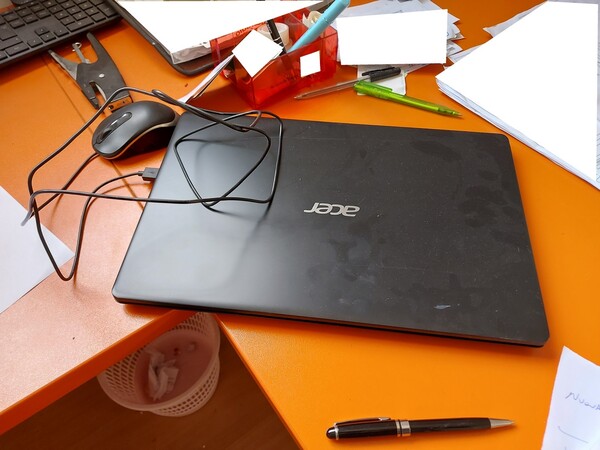 5#7673 Arredamento e attrezzatura per ufficio e sala mensa in vendita - foto 12