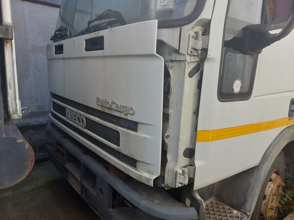 13#7675 Autocarro isotermico Iveco in vendita - foto 6