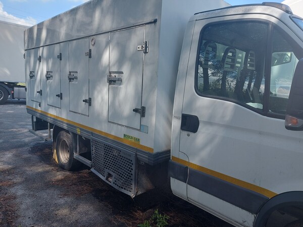 14#7675 Autocarro isotermico Iveco in vendita - foto 5