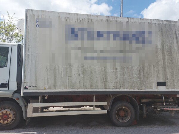 17#7675 Autocarro isotermico Iveco in vendita - foto 4