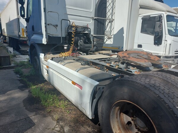 19#7675 Trattore stradale Renault in vendita - foto 8
