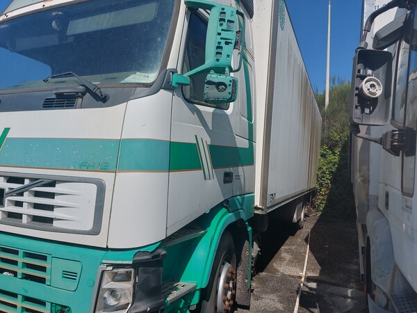 24#7675 Autocarro isotermico Volvo in vendita - foto 5