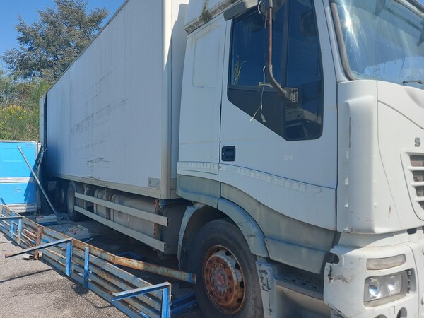 26#7675 Autocarro isotermico Iveco in vendita - foto 4
