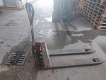 Immagine 27 - Carrelli elevatori OM e attrezzatura - Lotto 29 (Asta 7675)