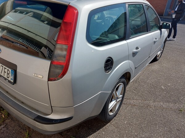37#7675 Autovettura Ford Focus in vendita - foto 6