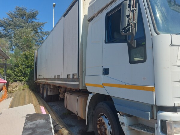 4#7675 Automezzo isotermico Iveco in vendita - foto 4