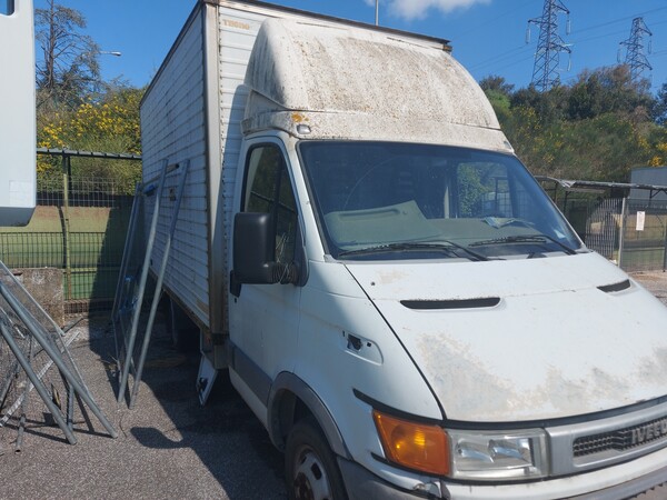 5#7675 Autocarro furgonato Iveco e semirimorchio isotermico Menci in vendita - foto 15